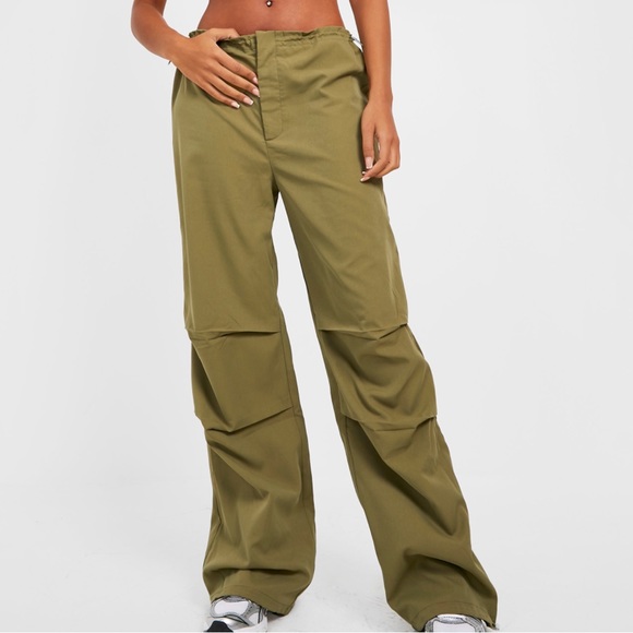 Boohoo Pants - 🖤 TALL LOW RISE ELASTICATED WAIST PARACHUTE PANTS🖤